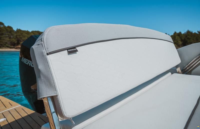 Quicksilver 675 Cruiser/150