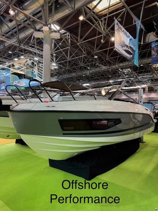 Quicksilver 755 Cruiser/300