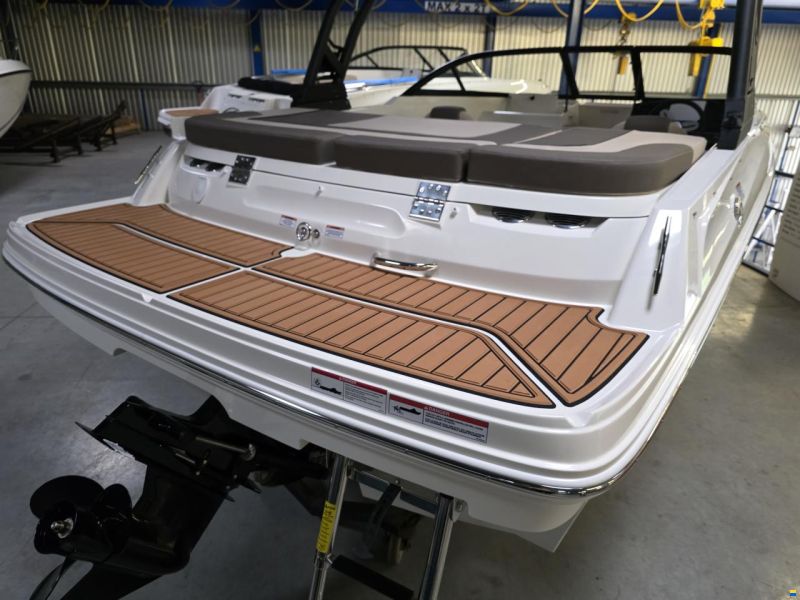 Bayliner VR4 Inboard