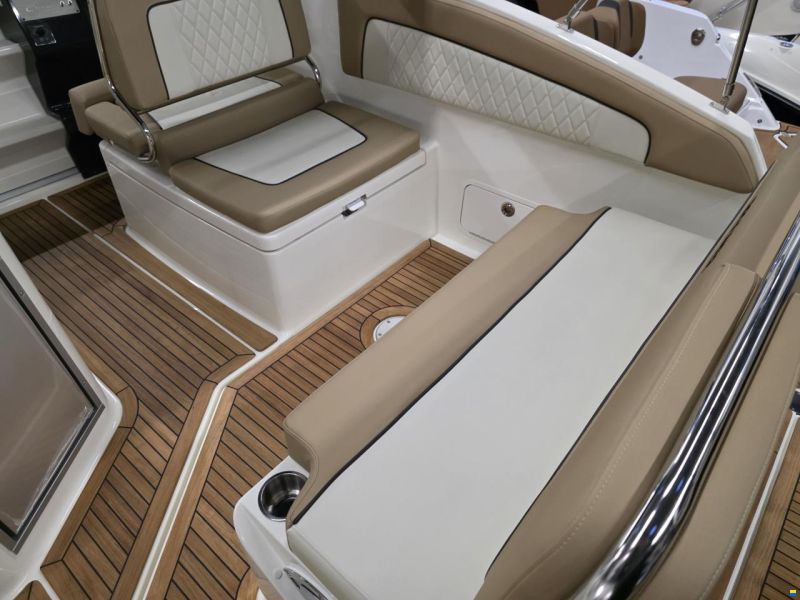 Bayliner Ciera 8