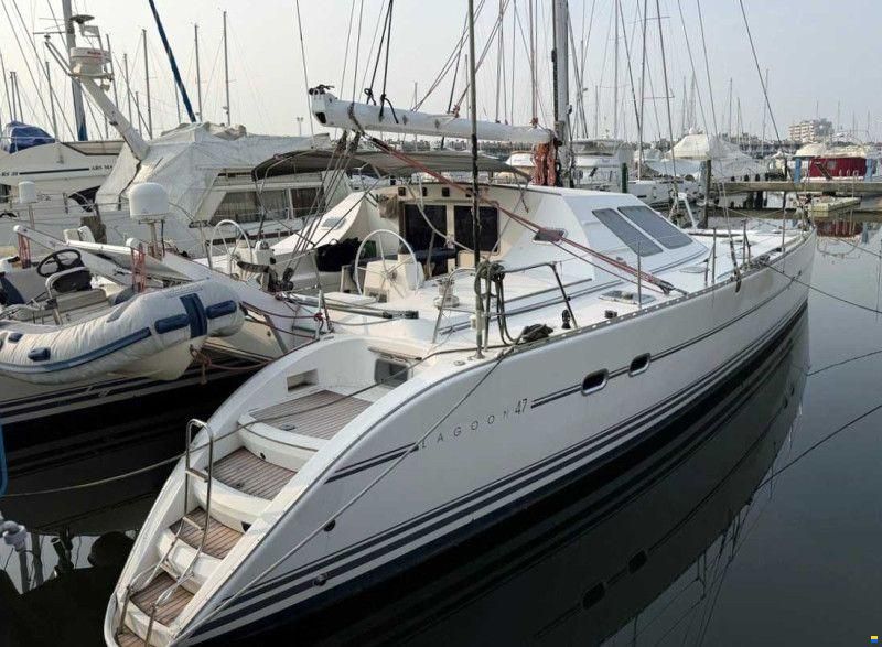 CNB Lagoon 47