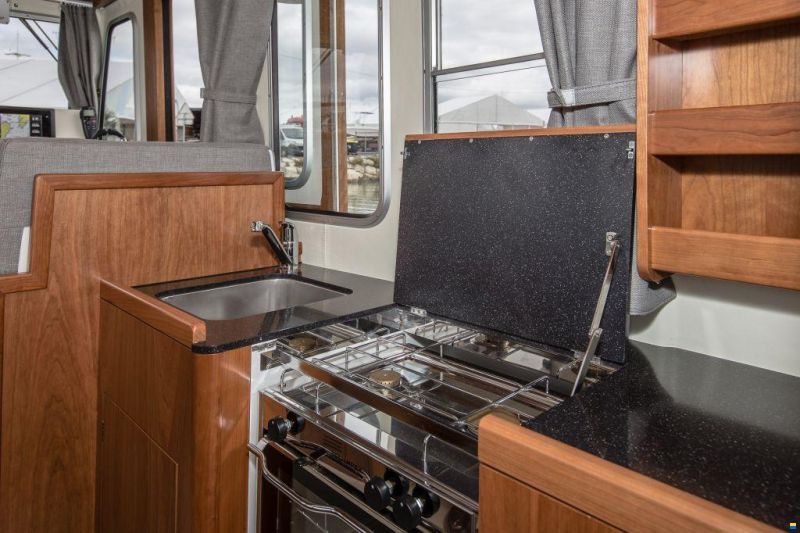 Rhéa 850 Timonier