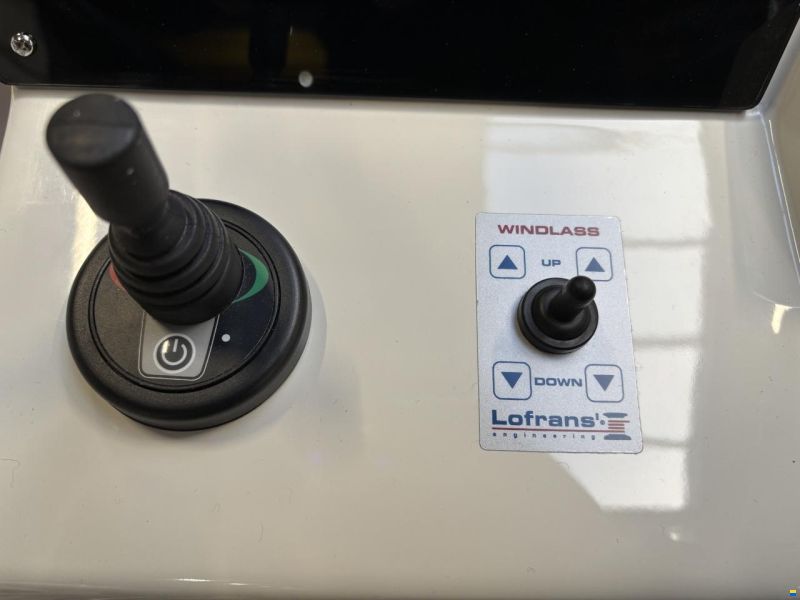 Maxima 800 Cabin