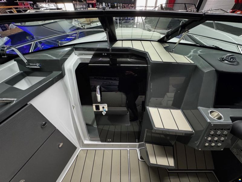 Nordkapp Noblesse 720