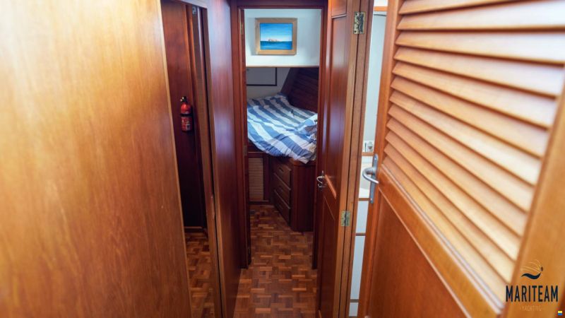 Grand Banks 42 Motoryacht