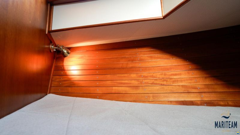 Grand Banks 42 Motoryacht