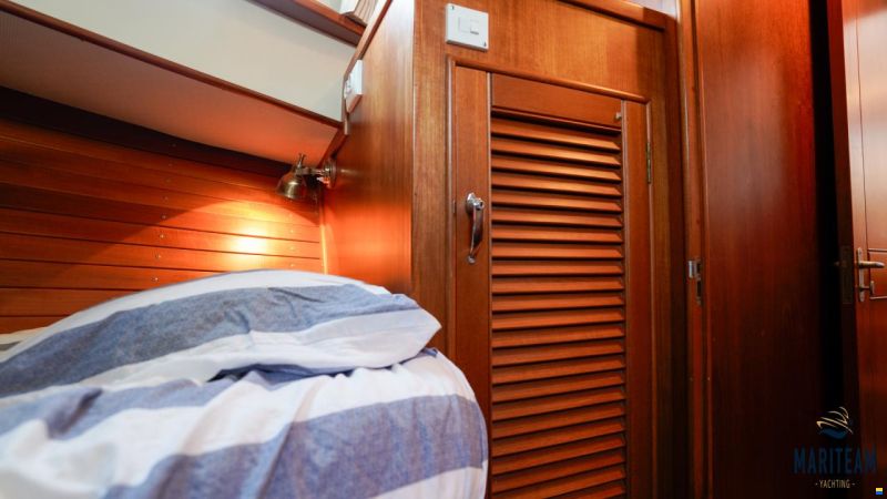 Grand Banks 42 Motoryacht