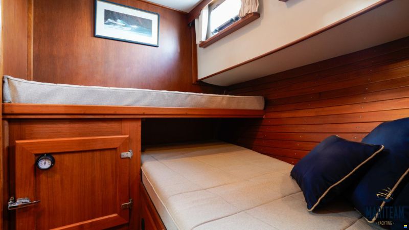 Grand Banks 42 Motoryacht
