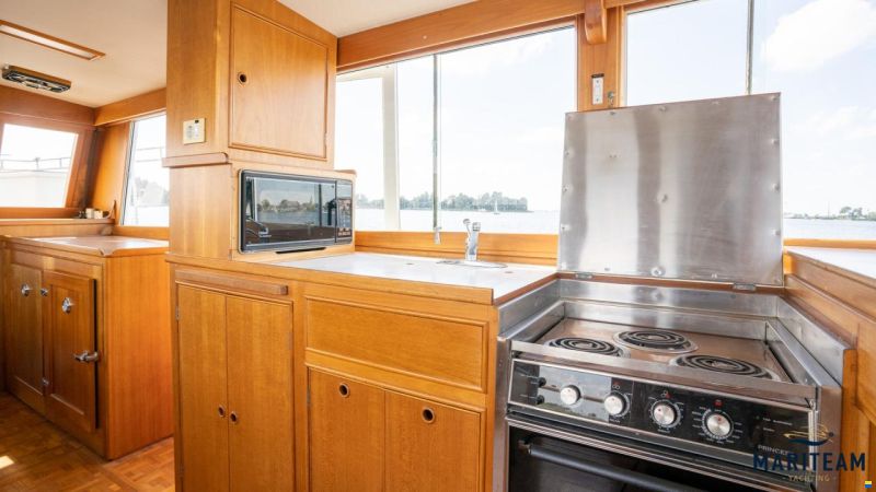 Grand Banks 42 Motoryacht
