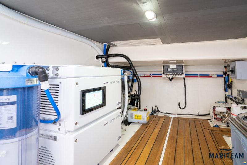 Grand Banks GB60
