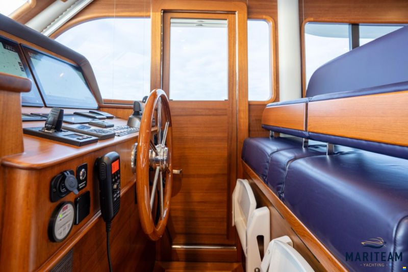 Grand Banks GB60