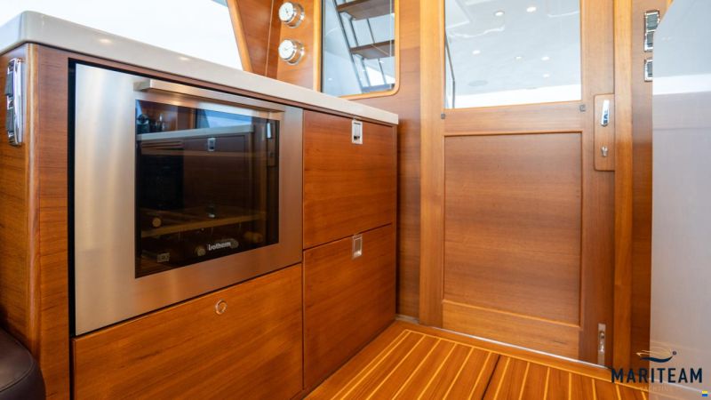Grand Banks GB60