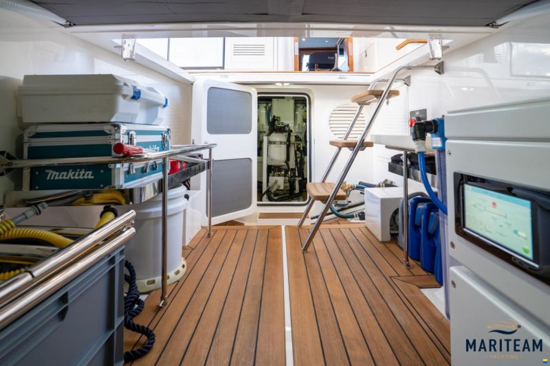Grand Banks GB60