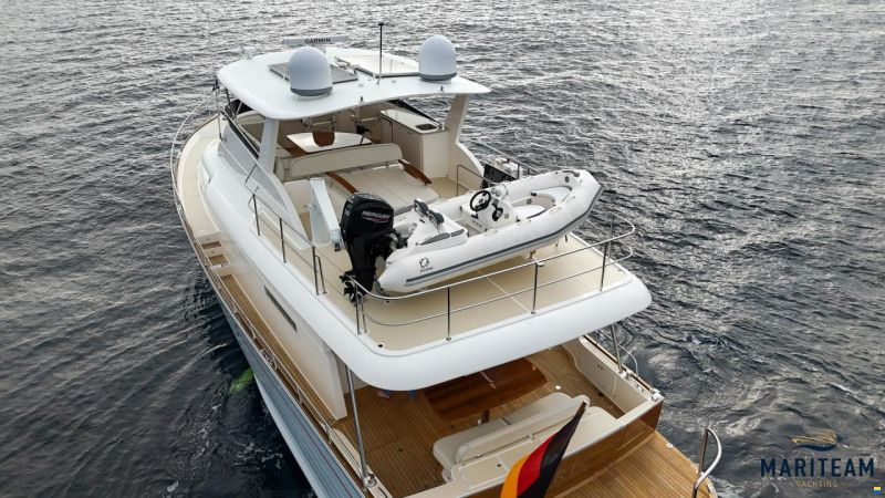 Grand Banks GB60