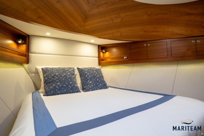 Grand Banks GB60