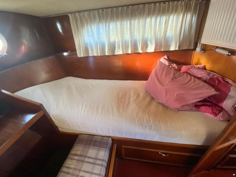 Combi Kruiser 1200 ( Woonboot)