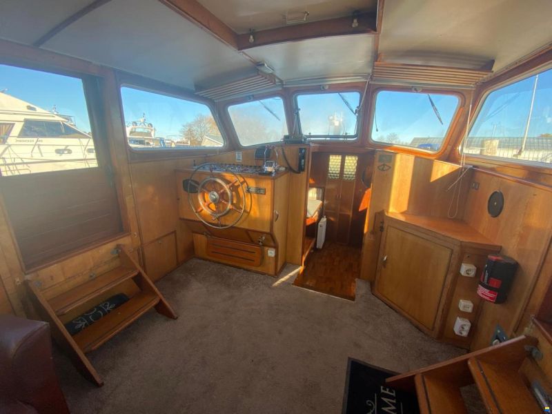 Combi Kruiser 1200 ( Woonboot)