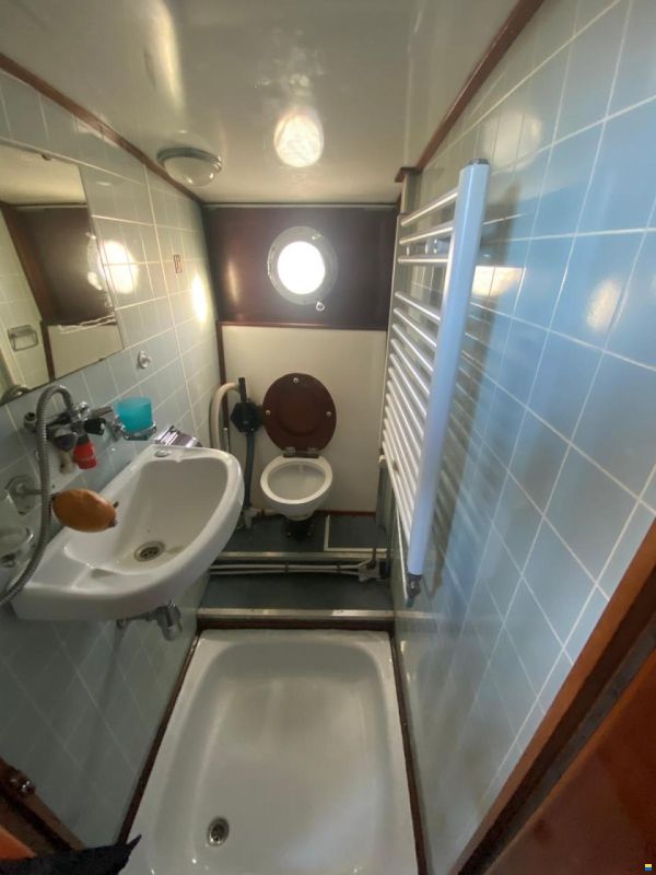 Combi Kruiser 1200 ( Woonboot)