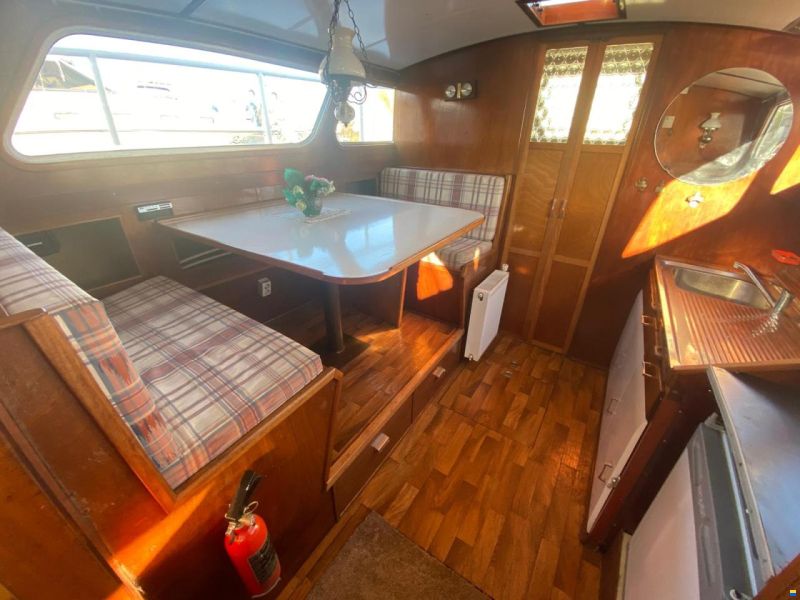 Combi Kruiser 1200 ( Woonboot)