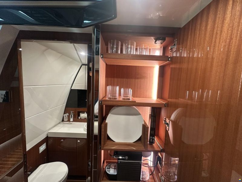 Riva RivaMare 38