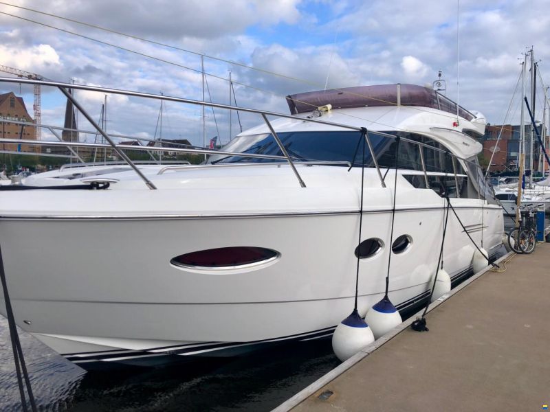 Princess 43 Flybridge
