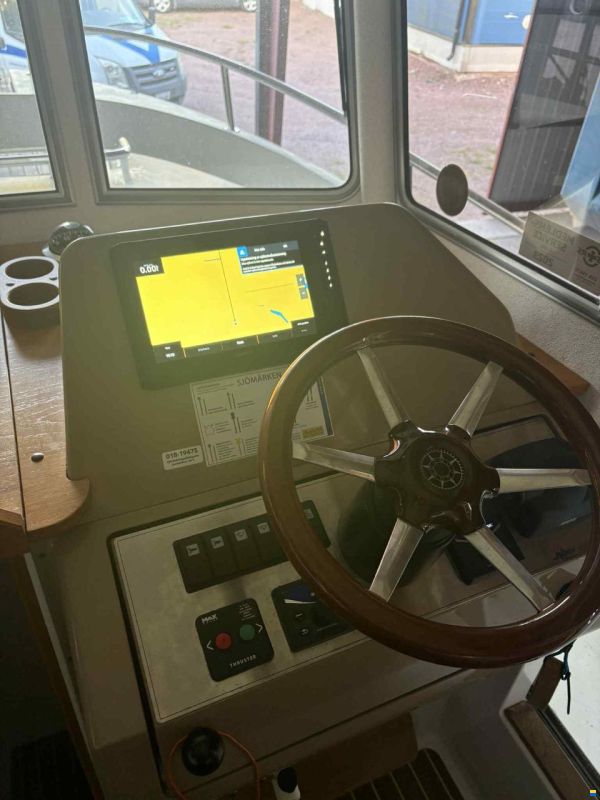 Minor 25 Offshore