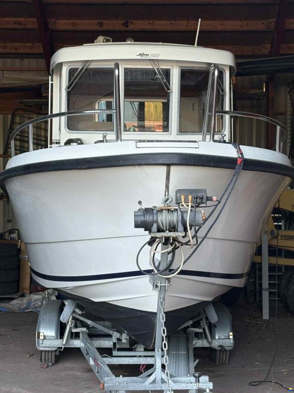 Minor 25 Offshore
