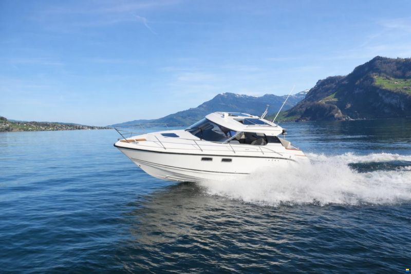 Aquador 28 HardTop