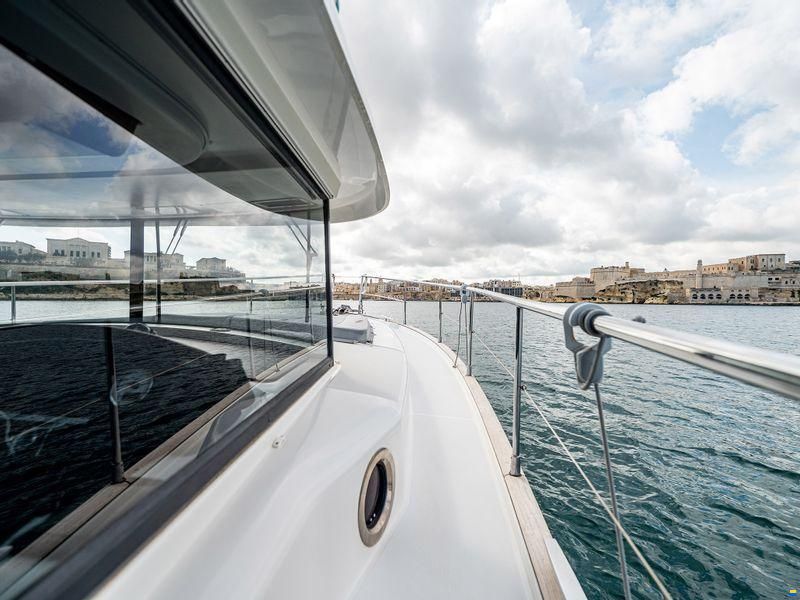 Beneteau Swift Trawler 44