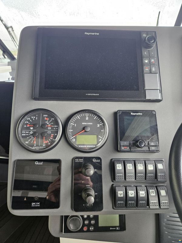 Marex Cabriolet Cruiser Volvo Penta D6