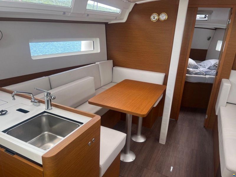 Jeanneau Sun Odyssey 380