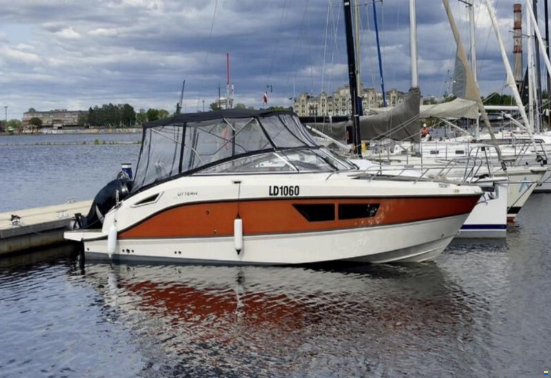 Uttern D 77