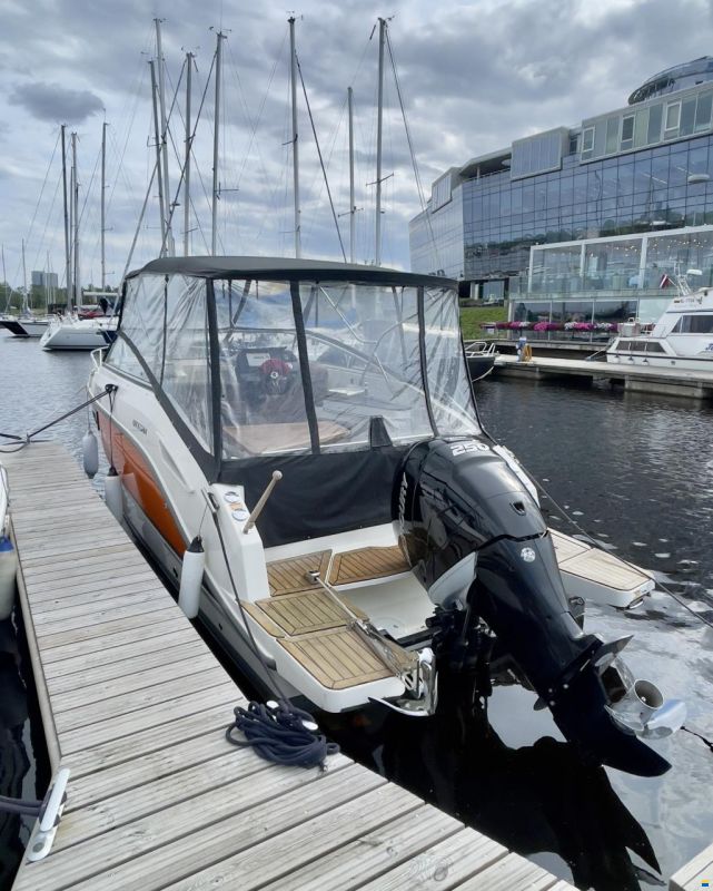 Uttern D 77