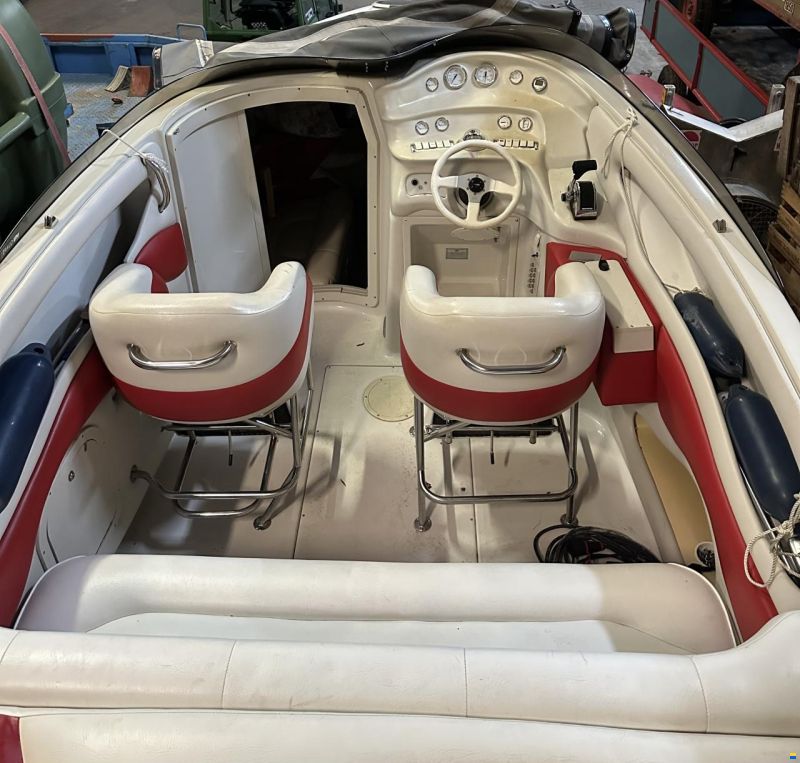 Crownline 266 LTD