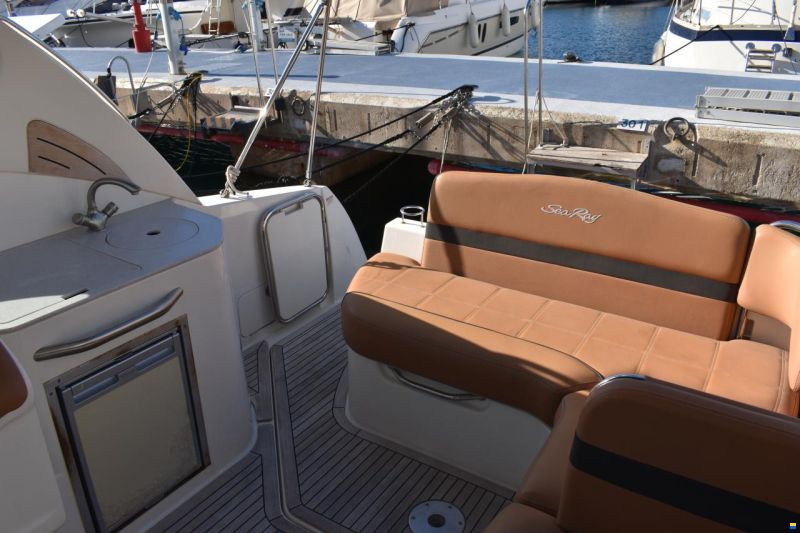 Sea Ray 305 Sundancer Europe