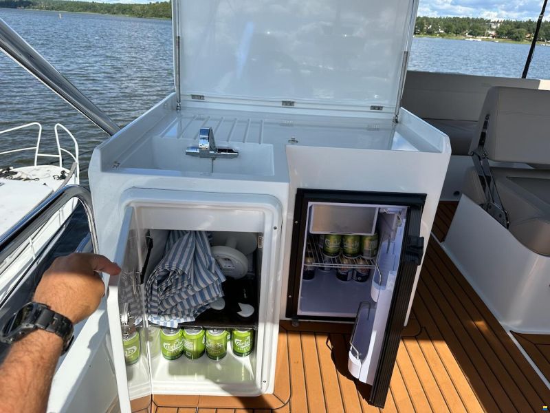 Galeon 500 Fly