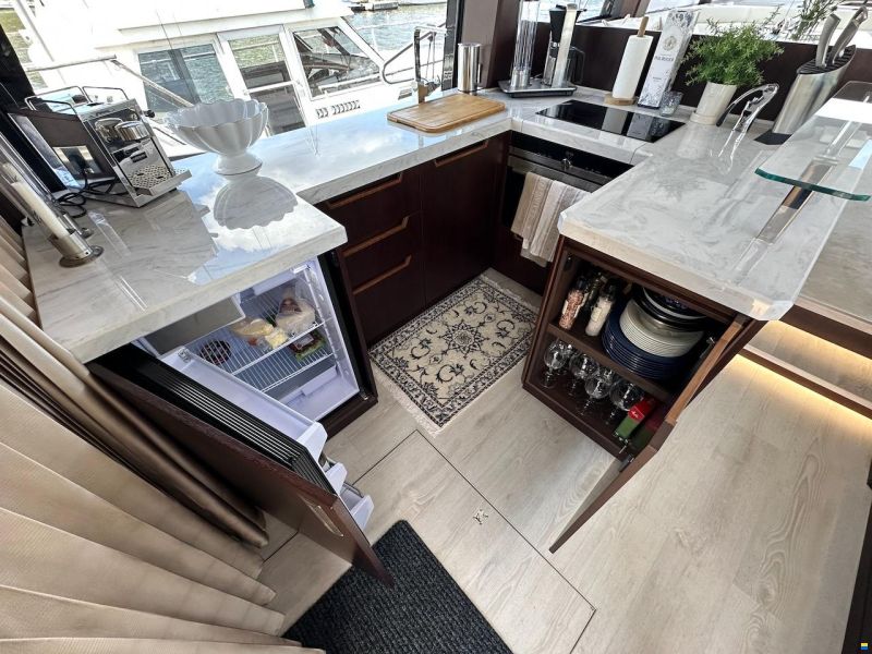 Galeon 500 Fly