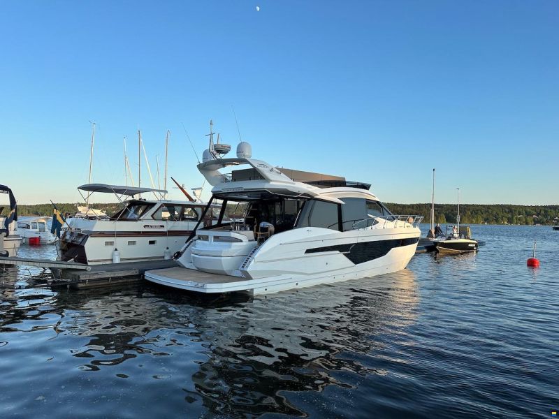 Galeon 500 Fly