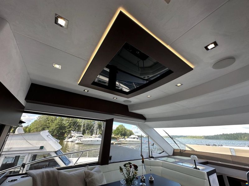 Galeon 500 Fly