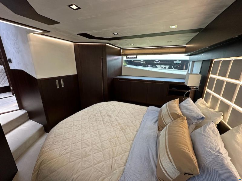 Galeon 500 Fly