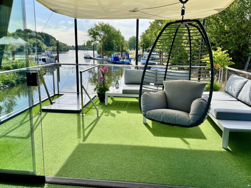 Waterbus River- Dream Deluxe