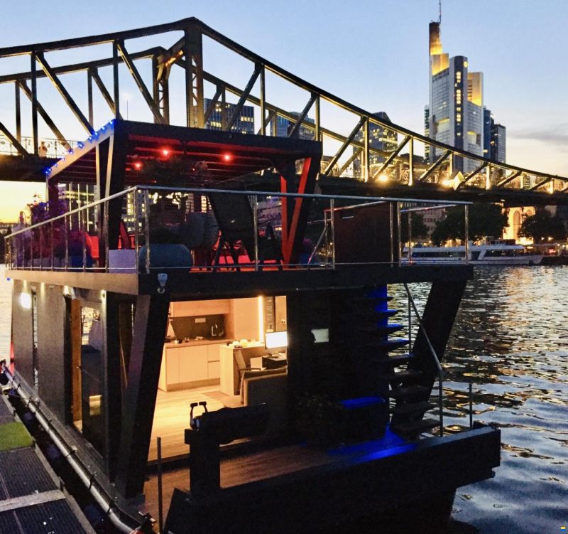 Waterbus River- Dream Deluxe