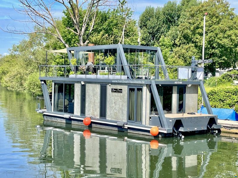 Waterbus River- Dream Deluxe