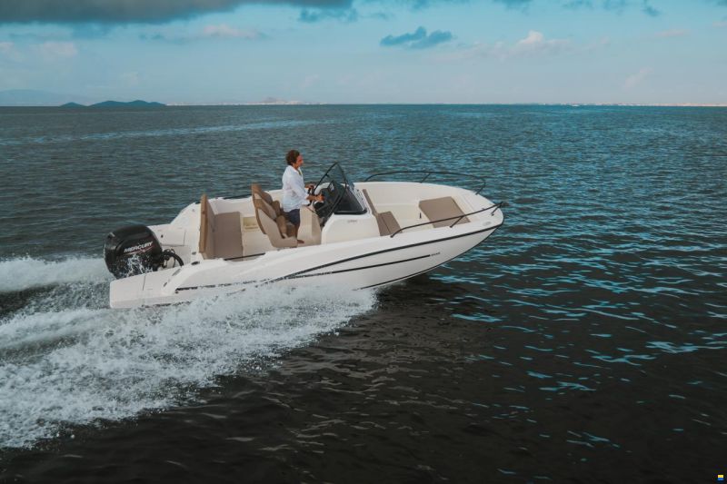 Quicksilver 605 Open + Mercury F150XL