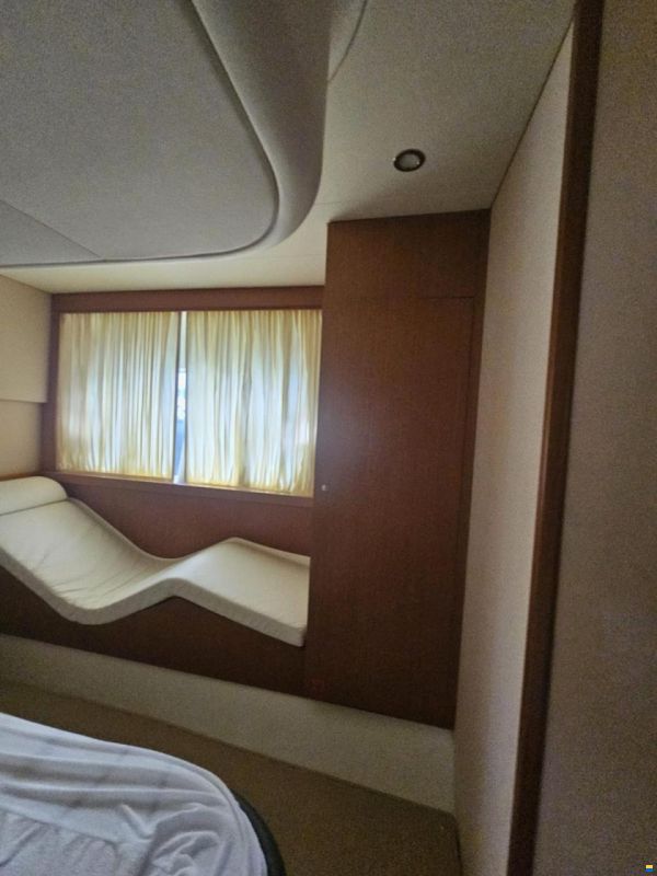 Ferretti 510 FLY