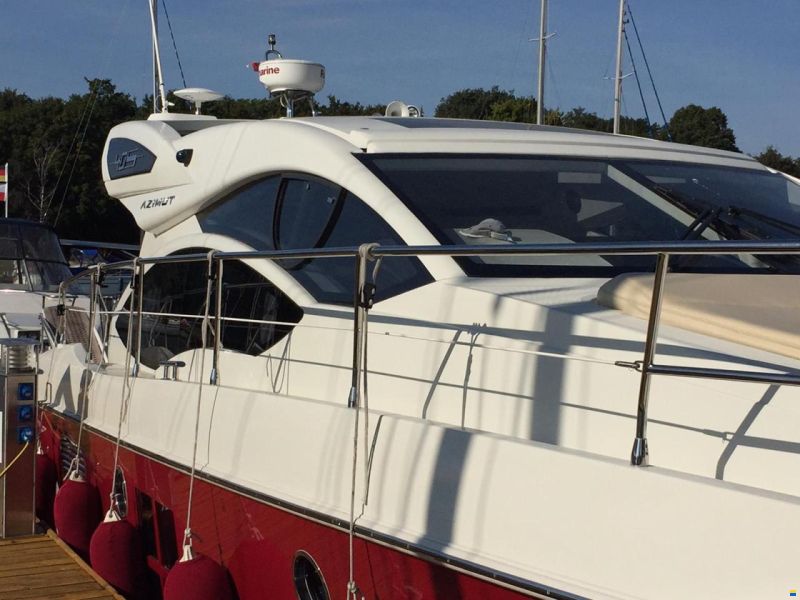 Azimut 40S
