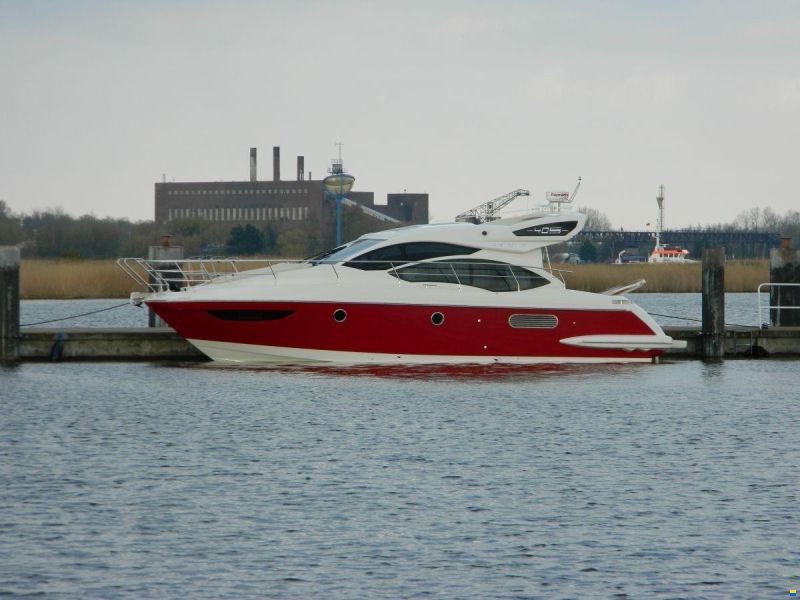 Azimut 40S