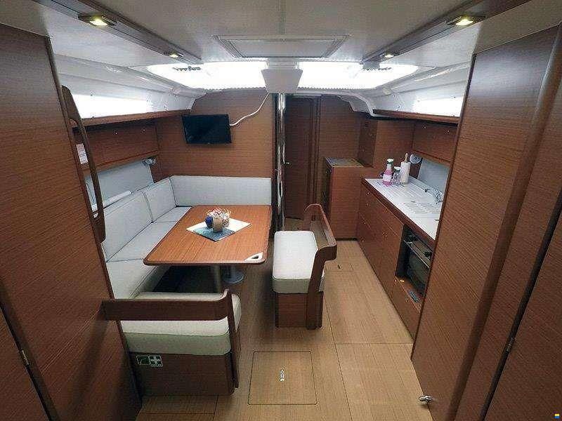 Dufour 430 GRAND LARGE