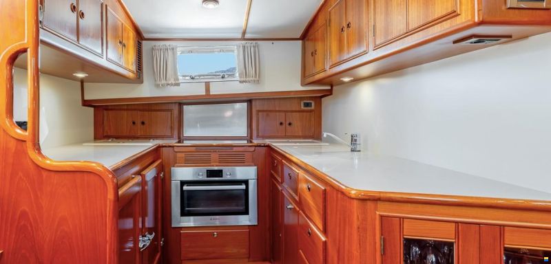 Grand Banks 49 HX