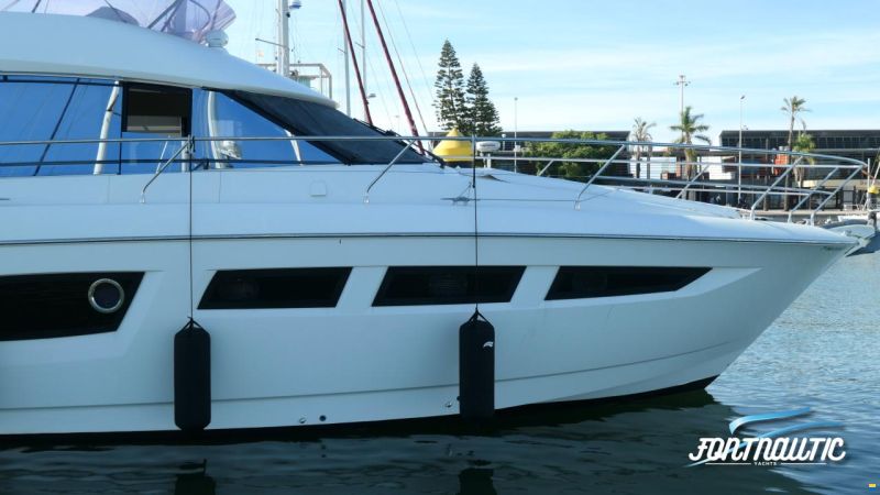 Prestige 500 Flybridge